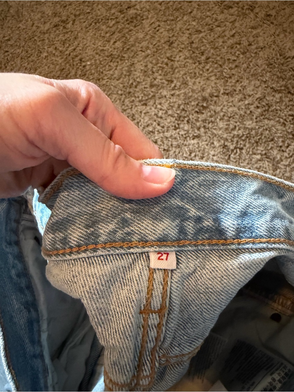 Levi’s - Picture 2 of 4